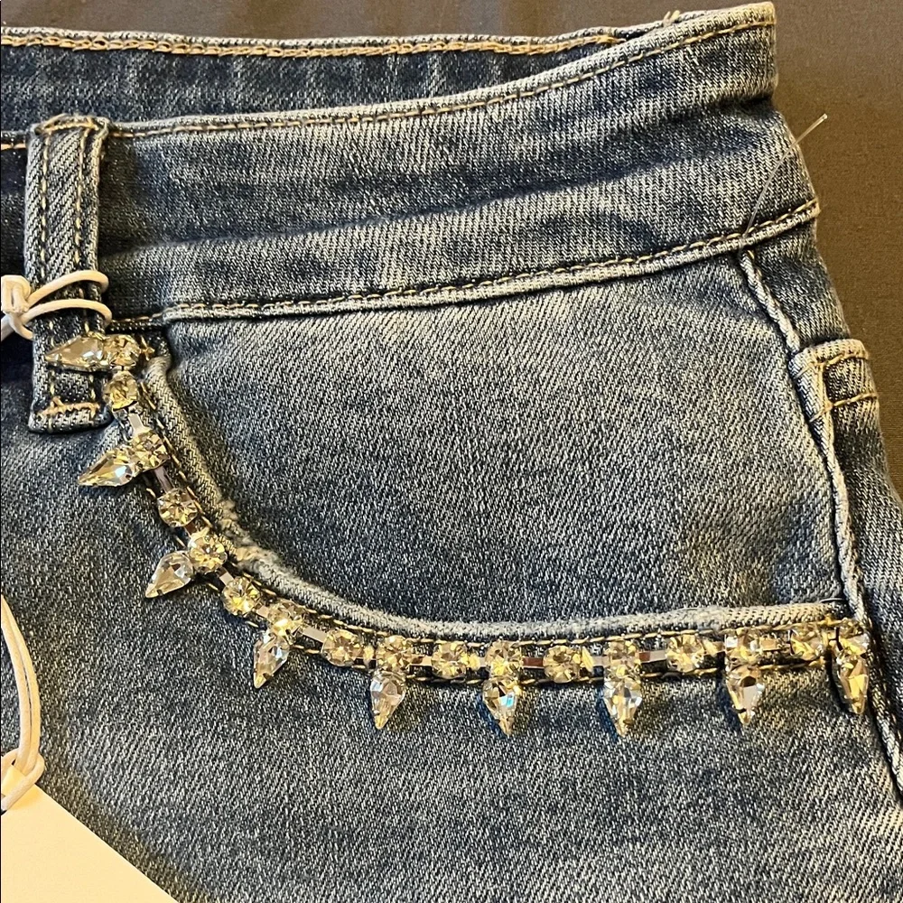 Lovervet Light Blue Denim Jean Shorts - Picture 6 of 6
